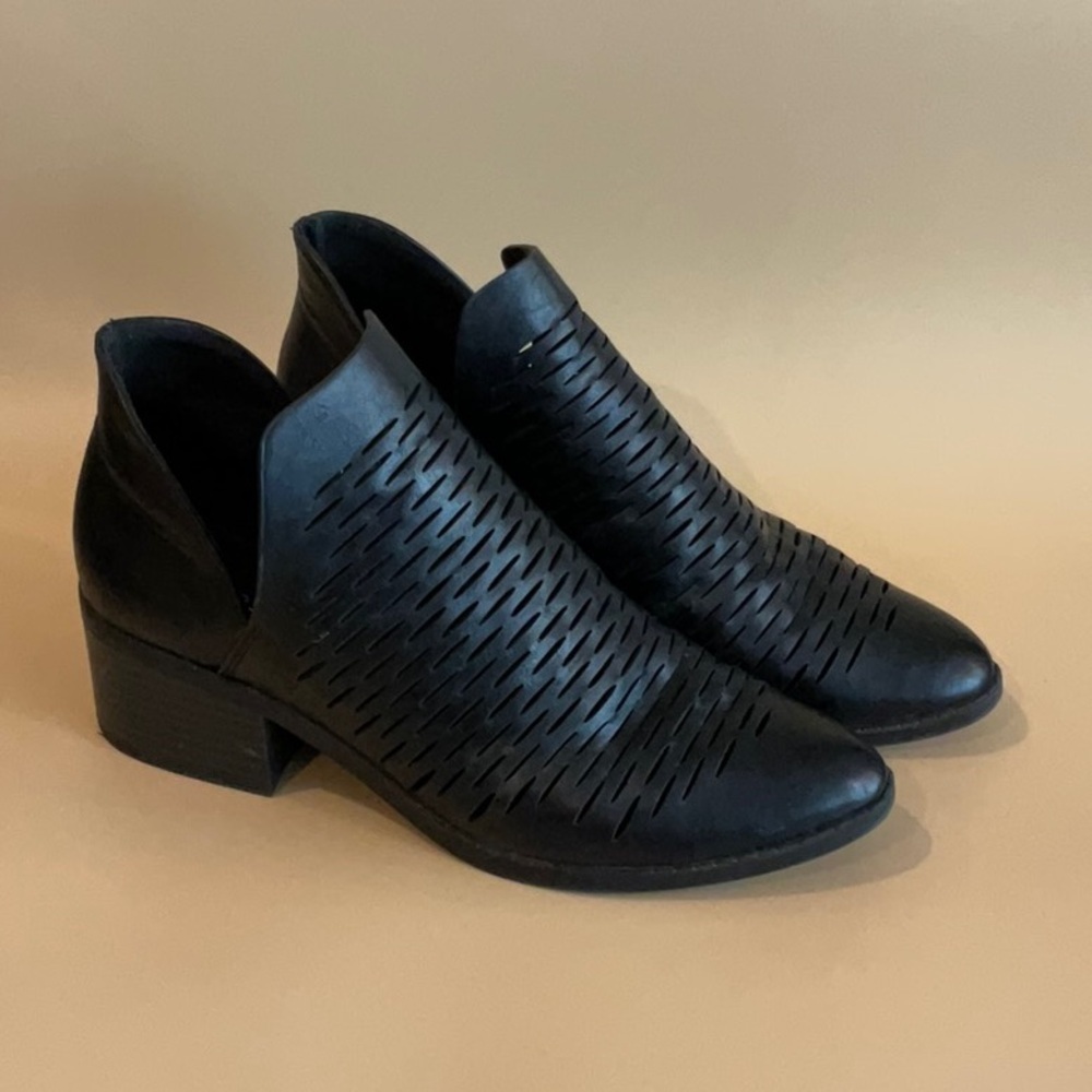 Cityclassified ankle boot black